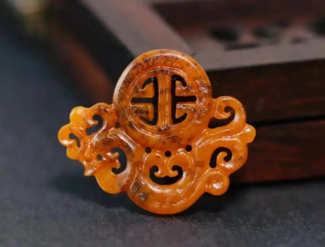 赤橙黄绿青蓝紫！色彩独特的天然和田玉！